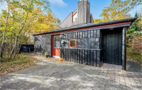 2 Bedroom Beautiful Home In Grenaa in Grenå